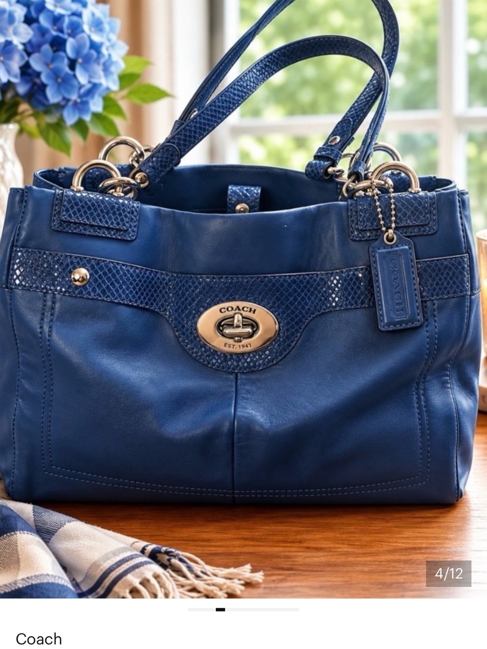 Coach Blue Leather Shoulder Bag with Pink Turn-Lock - Picture 2 of 11